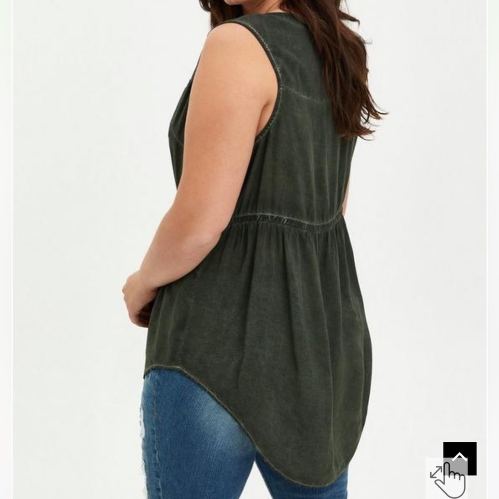 Torrid Emma Babydoll Challis Tunic Top - Picture 3 of 3